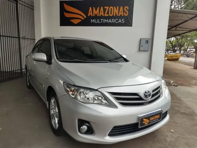 Toyota Corolla GLI 1.8 Flex 16V Aut. 2013