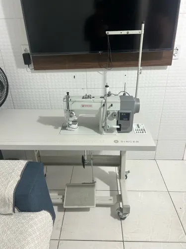 Máquina de costura