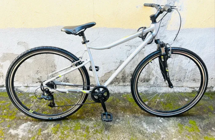 Bicicleta Híbrida Decathlon Riverside MS 500 - Tam M (Alumínio)