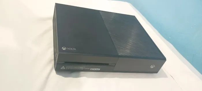 Xbox one 1tera (troco por séries s mais uma volta minha)