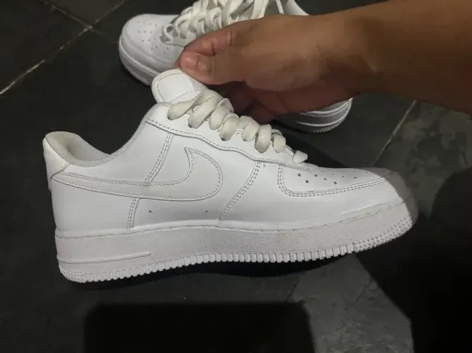 Tênis Nike Air Force 1 branco 39