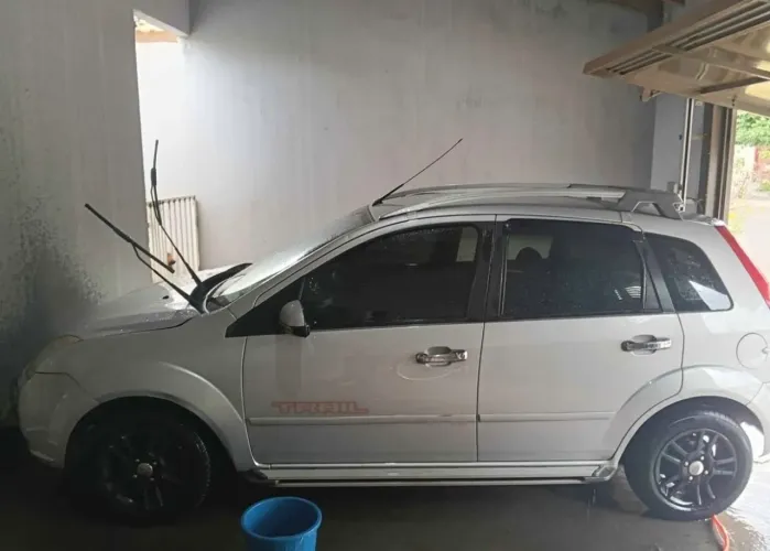 Ford Fiesta Trail 1.0 8V Flex 5P 2008