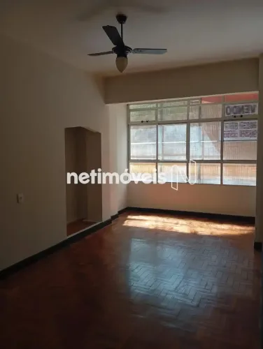 Espaçoso Apartamento de 62m²; no Cachoeirinha: Armários Completos; taco.