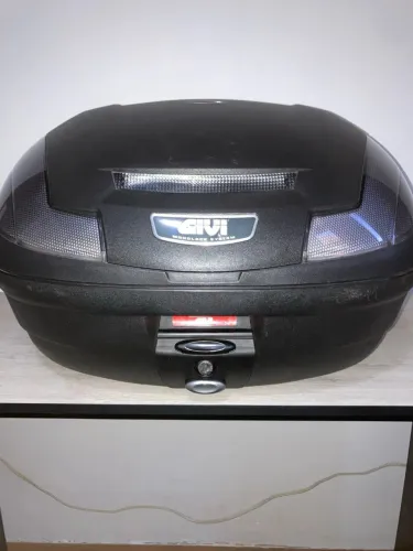 ? BAÚ GIVI E470 SIMPLY 47 LITROS