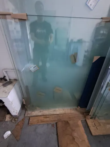 Tampo de mesa de vidro  quadrado 