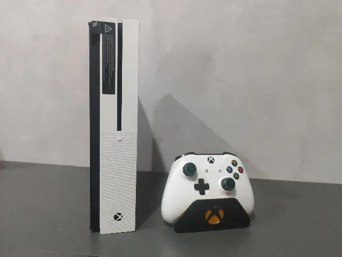Xbox One S 1TB Completo + Controle Original