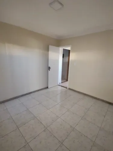 Apartamento para Venda em São Gonçalo, Centro, 1 dormitório, 1 banheiro, 1 vaga