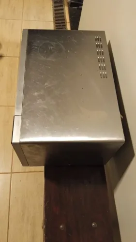 Microondas usado sem o visor