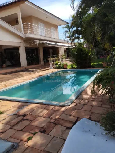 Venda de chácara mobiliada na Estância São Marcos com 05 quartos