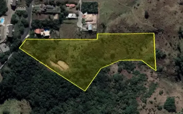 Terreno em Condomínio em Atibaia Condomínio no Pé Da Pedra Grande