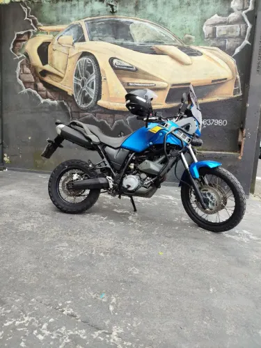 Yamaha XT Ténéré 660 com baixo km