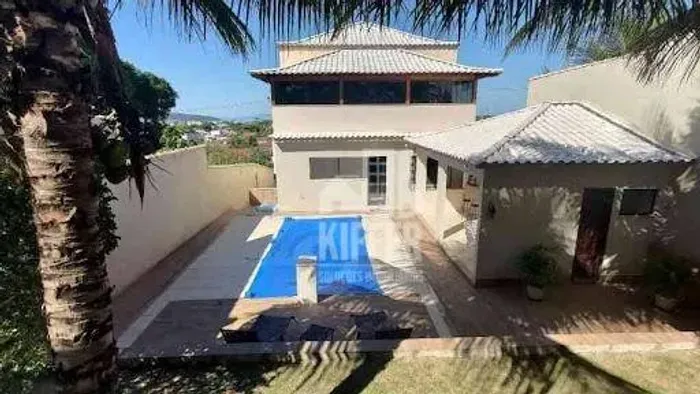 Casa com 4 quartos, 200 m² por R$ 800.000,00 - Iguaba Grande - Iguaba Grande/RJ