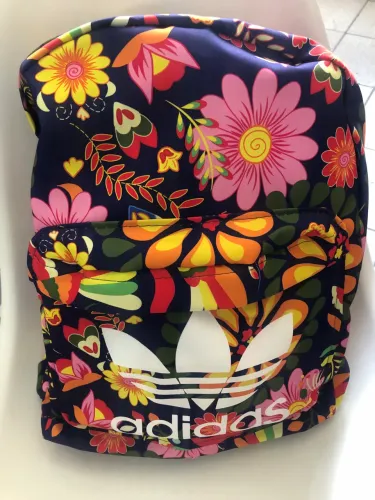 Mochila inspiração farm adidas 