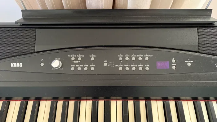 TECLADO KORG SP-280