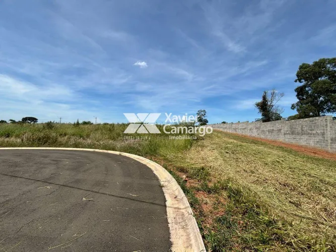 Terreno à venda com 383,92m² no Jardim das Laranjeiras - Corumbataí/SP