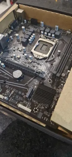 Placa mae h510m h Intel gigabyte nao envio!!! funciona perfeitamente!!!!!!!!!!!!