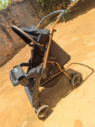 Carrinho de bebê 