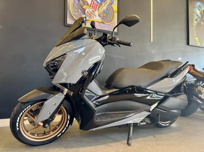 Yamaha XMAX 250 ABS