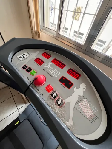 Esteira Eletrônica Dream Fitness DR 2110 Bivolt