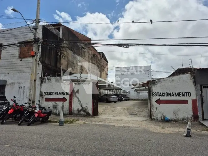 PONTO COMERCIAL (ESTACIONAMENTO ATIVO)