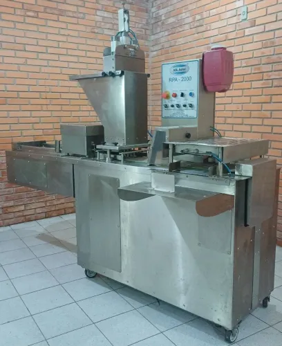 FÁBRICA - Recheadora Automática Industrial Pão de Alho - 48.000/dia produção - NOVA