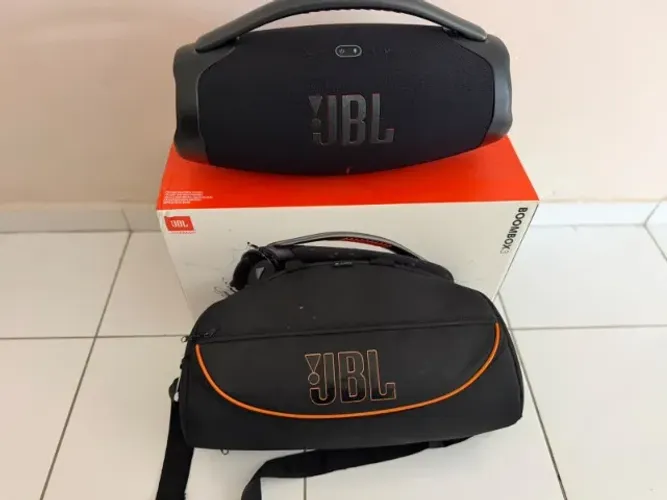JBL Boombox 3