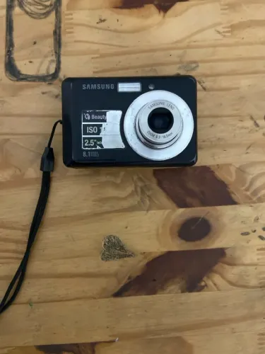 Câmera - Samsung Intellingent LCD