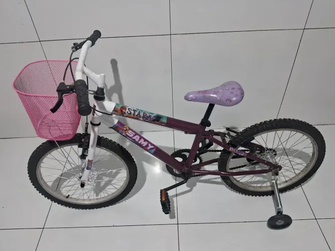 BIKE ARO 20 PRATICAMENTE NOVA TODA PERFEITA PEGAR E PEDALA 300 REAIS PRECO NEGOCIAVEL