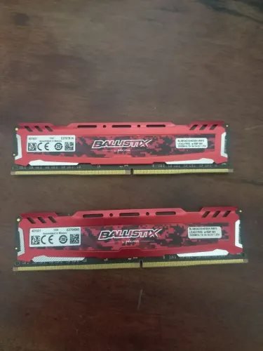 2x DDR4 8Gb 3000MHZ cl 15