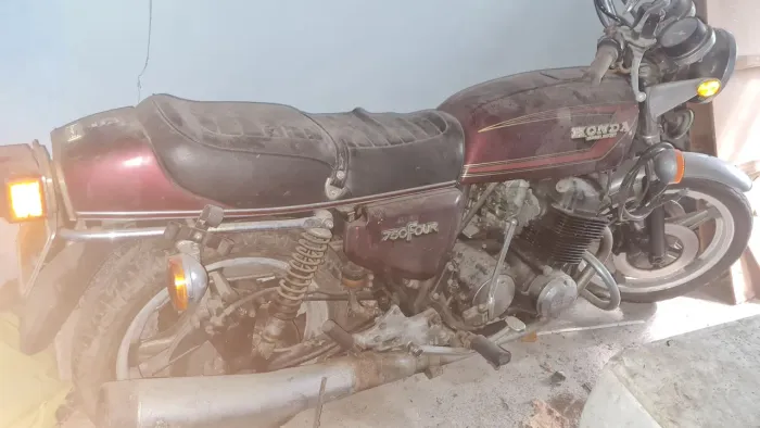 CB 750 FOUR
