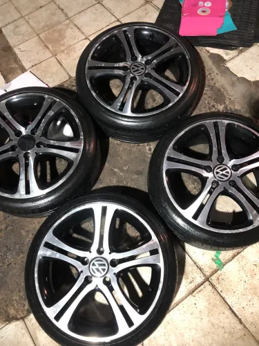 RODA ARO 17 195/40 4 PNEU ZERO