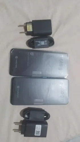 DOIS MOTO G17 NOVOS!