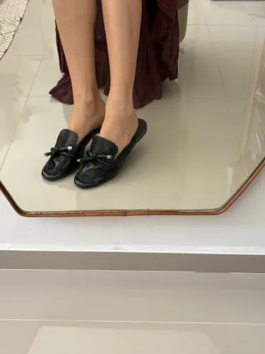 Mocassim Schutz couro croco