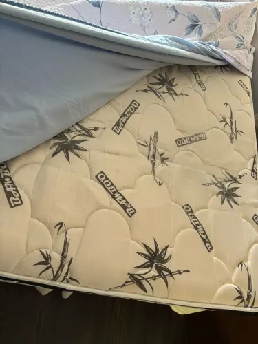 Cama box de casal com colchão 