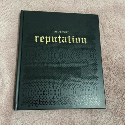 Livro Taylor Swift Reputation Oficial do Box Stadium Tour VIP de 2017