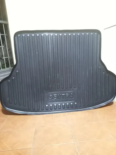Tapete bandeja mala do sentra