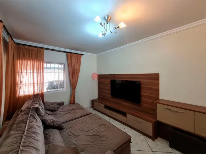 Sobrado na Vila Carrão com 3 dormitórios espaçoso com espaço gourmet e Sol o dia todo.