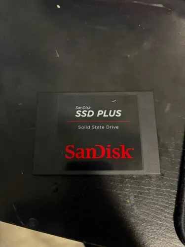 SSD SATA SanDisk 240GB - EXELENTE - 20 DIAS DE USO