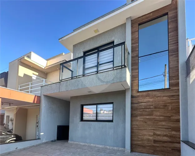 Casa à venda com 3 quartos no Condomínio Vale Azul em Votorantim SP