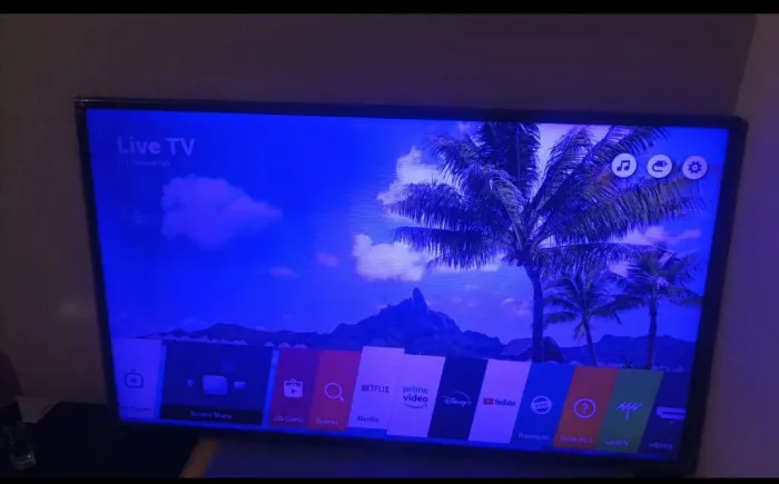 Tv LG de 49 no precinho (500)