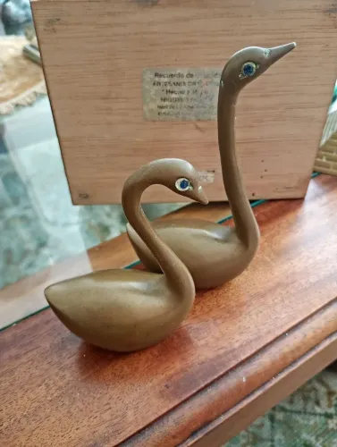 Casal de patos de bronze vintage