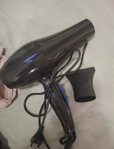 Secador de cabelo para uso doméstico 1.600 wats , novo!