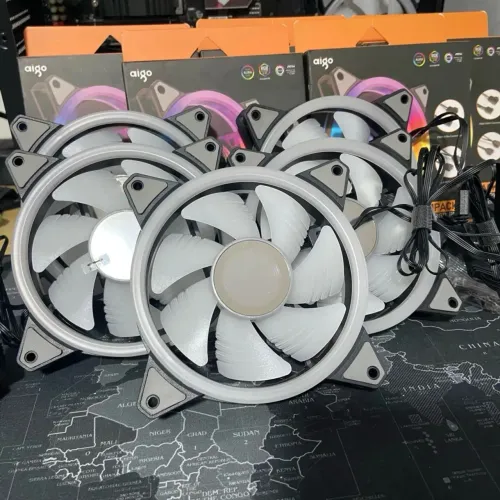 Kit com 5 fans Aigo-AF12, 120mm ARGB