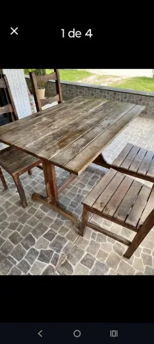 Mesa antiga madeira pura 1.20 4 Cadeiras retirada em Jaconé $380