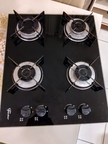 Fogão Cooktop de 4 bocas a gaz