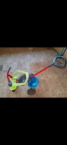 Triciclo infantil
