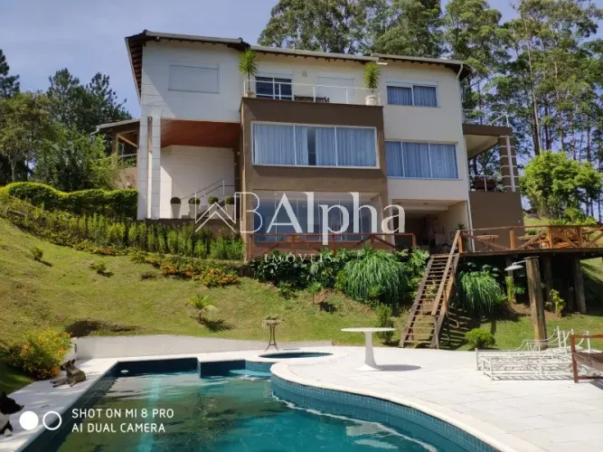 Casa à venda no Condomínio Refúgio dos Pinheiros em Itapevi - SP