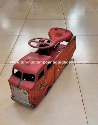Carrinho Lata antigo