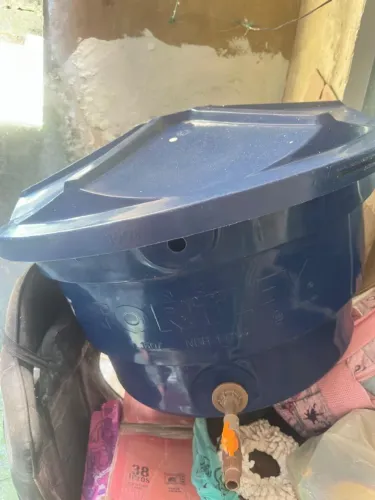 Vendo tanque de água 150L