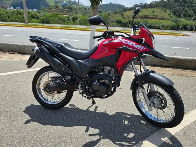 MOTO XRE 190cc semi nova!